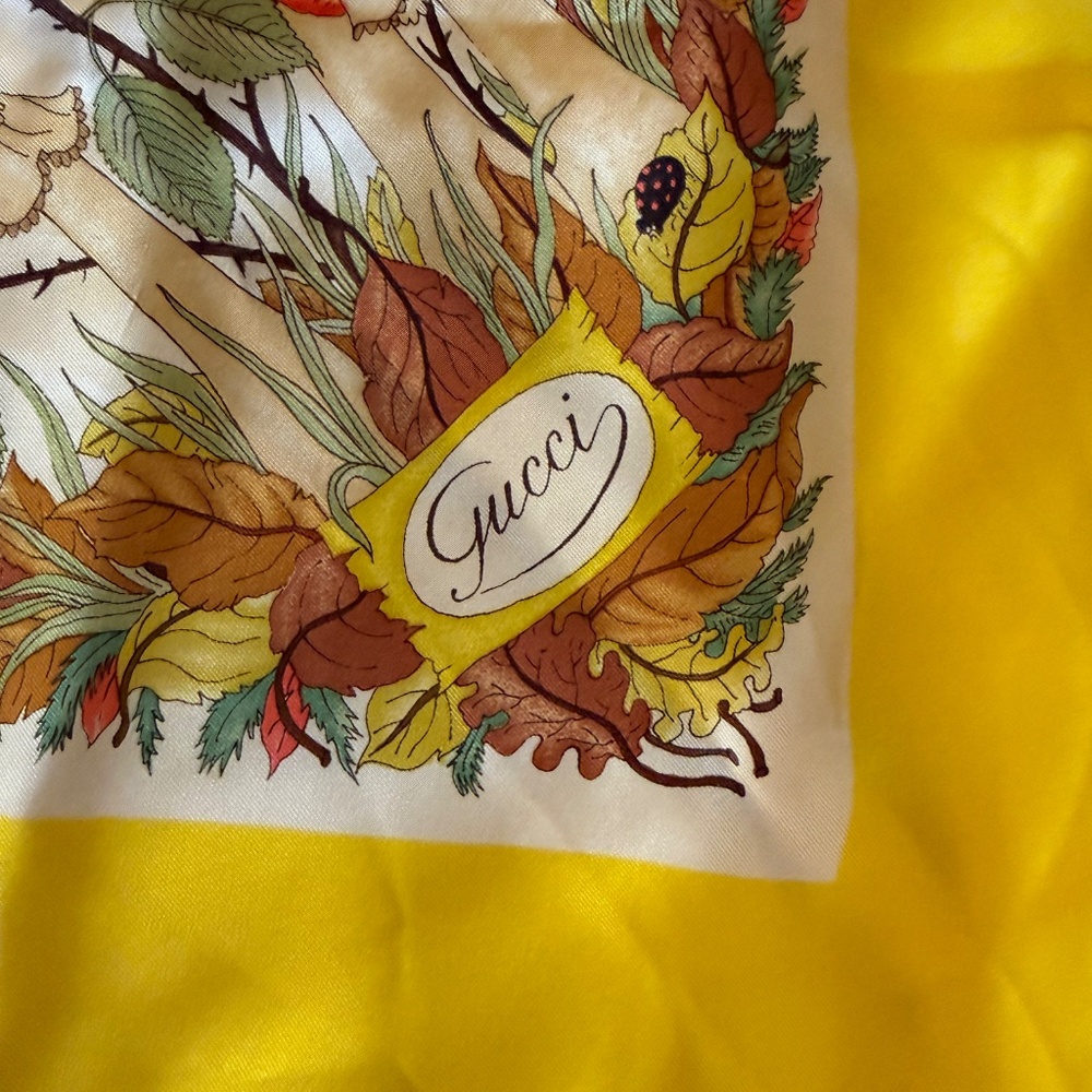 Gucci Vintage Floral Silk Scarf Funghi Mushrooms 1967 Accornero - Picture 2 of 7